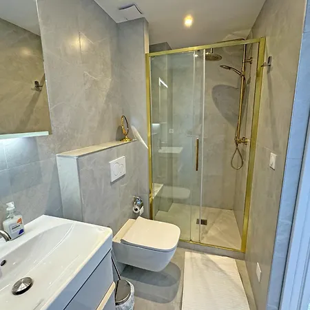 Panoramic Sea View Promenade