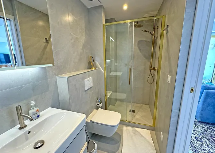 Panoramic Sea View Promenade